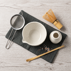 Matcha set 4Barista (white) – un servizio in ceramica per preparare il tè matcha 