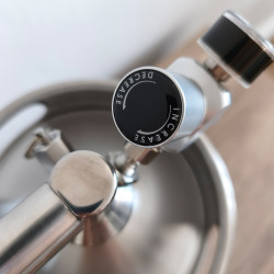 Nitro Cold Brew Mini-fusto in acciaio inox da 5 litri 4Barista