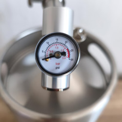 Nitro Cold Brew Mini-fusto in acciaio inox da 5 litri 4Barista