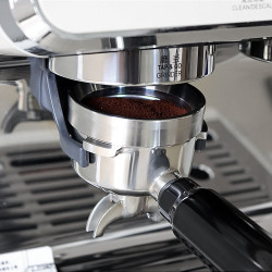 Imbuto dosatore magnetico