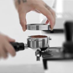 Imbuto dosatore magnetico