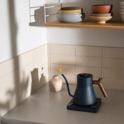 Fellow Stagg EKG PRO stone blue + walnut | Bollitore elettrico Gooseneck