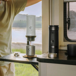 OutIn Nano 2 (Pearl white) - macchina per il caffè da viaggio